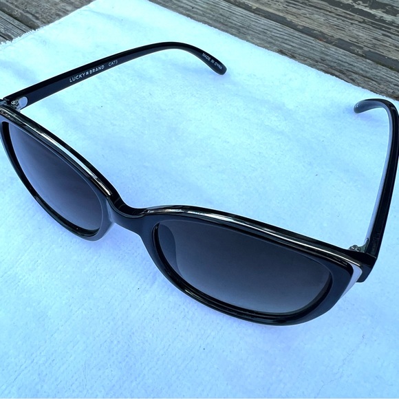 Lucky Brand Sunglasses, NWOT - Picture 4 of 11
